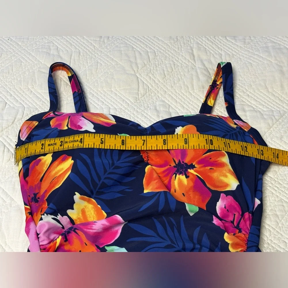Lands' End Women’s Tropical Floral Shirred Full Coverage One Piece Swimsuit  XS